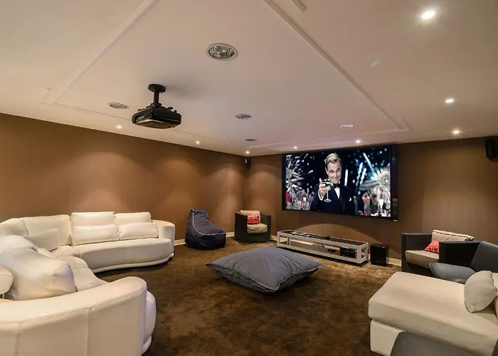 别墅 Elyra Cascais - Private Luxury With Spa, Cinema & Gym 阿尔卡彼得克