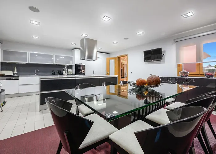 Elyra Cascais - Private Luxury With Spa, Cinema & Gym